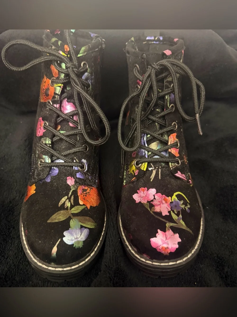 Steve Madden Girls Black Floral Lace-Up with zipper Ankle Boots